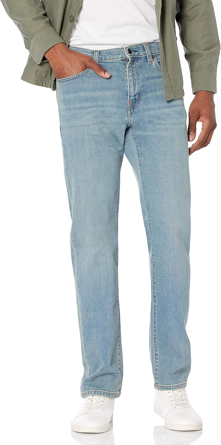 Mens Straight-Fit Stretch Jean
